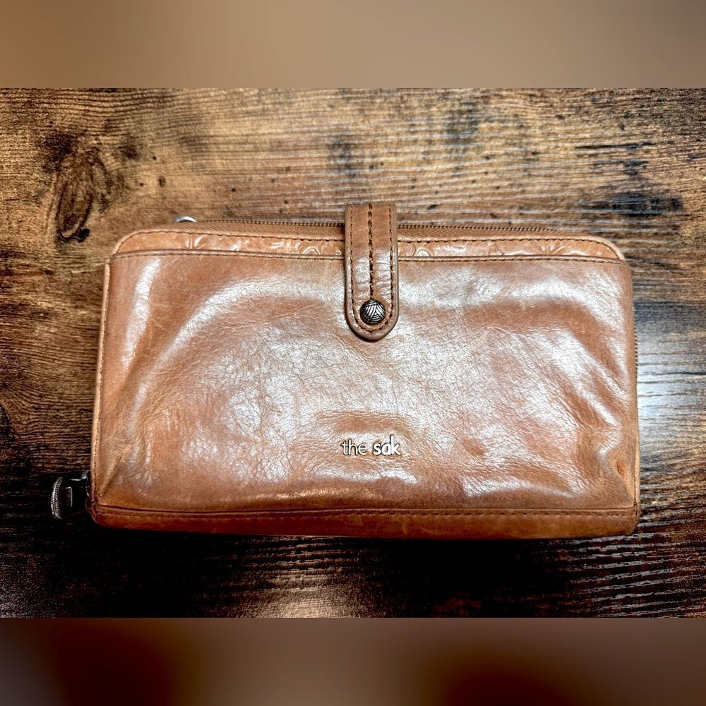 The Sak brown leather wallet/purse